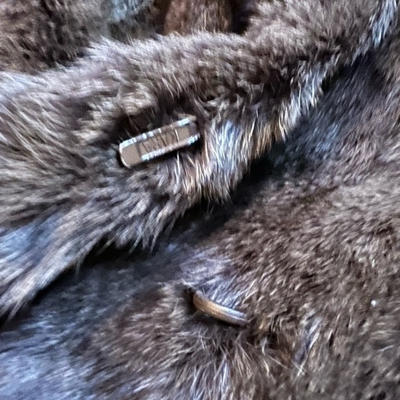 Genuine fur coat - Picture 8 of 8